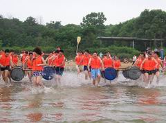 扎筏泅渡