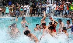 水上趣味运动会